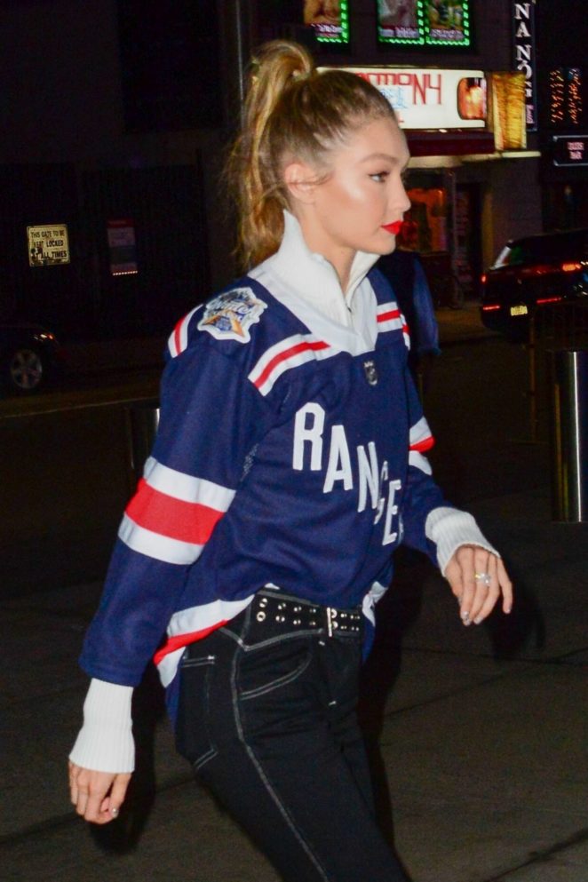 Gigi Hadid - Heading to the New York Rangers game in New York City